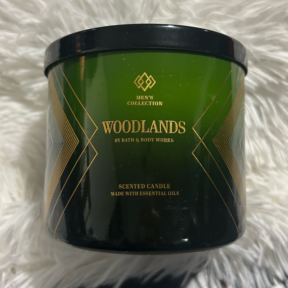 Bath & Body Works Men's Collection Woodlands 3-wick Scented Candle 14.5 oz New! - Picture 3 of 14